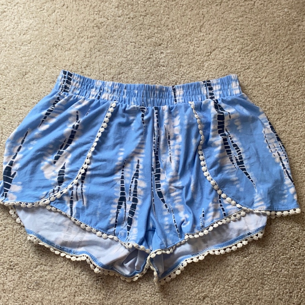 Flowy soft shorts
